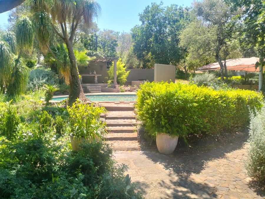 4 Bedroom Property for Sale in Zoutpansdrift A H North West